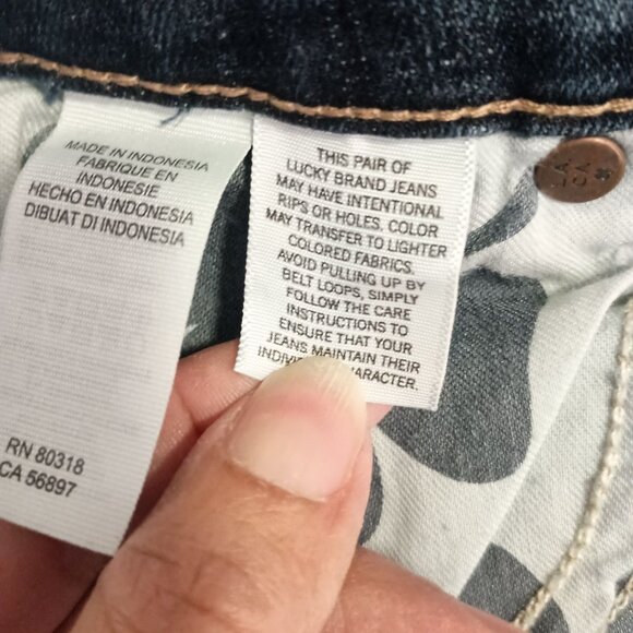 Lucky Brand Lolita Boot Cut Jeans 12/31 Blue Denim Raw Hem Great Condition - Picture 7 of 12